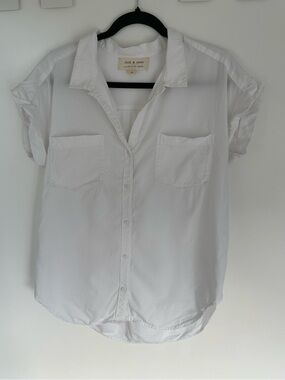 cloth & stone Classic White Button-Front Pocket Shirt - Short Sleeve Sz M Anthro